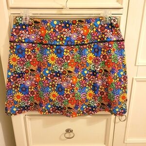 💥3/$24 Fulbelle Multi Color Floral Skort‎